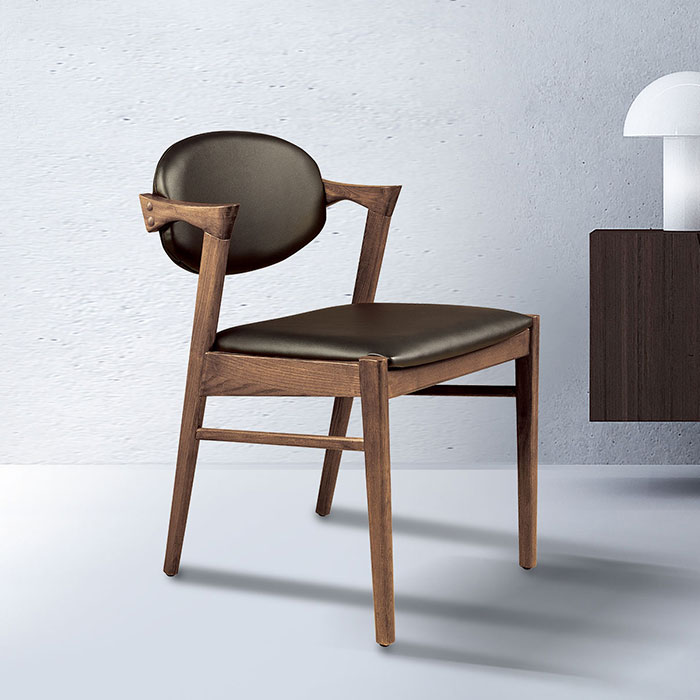 또레 원목 의자