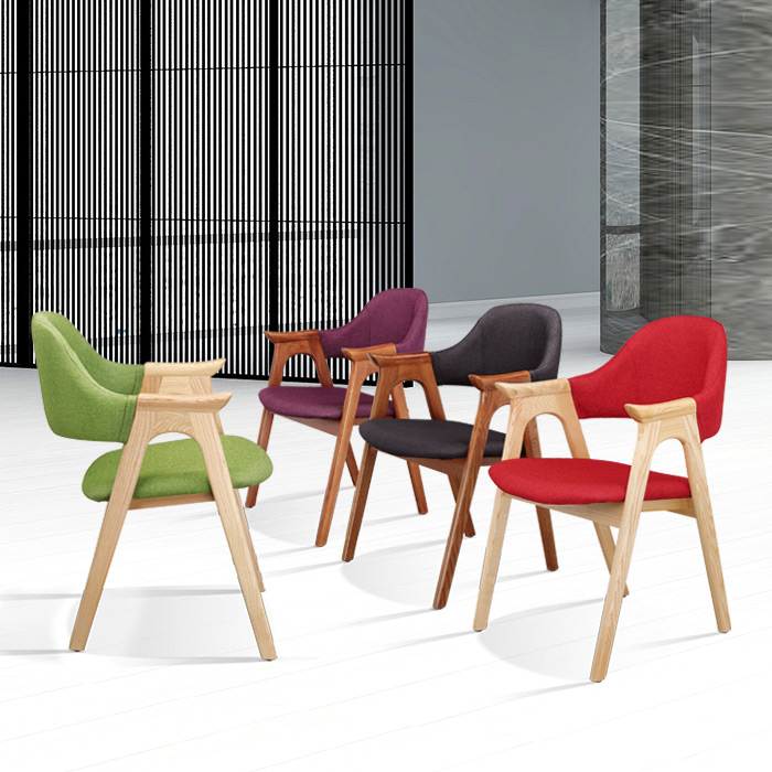 파코 플러스 패브릭 원목 의자